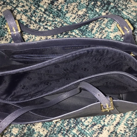 Tory Burch Large York Tote Bag - Picture 2 of 3